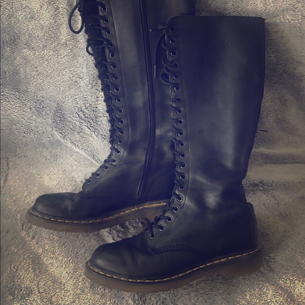 Dr. Martens® 1B60 20-Eye Zip Boot